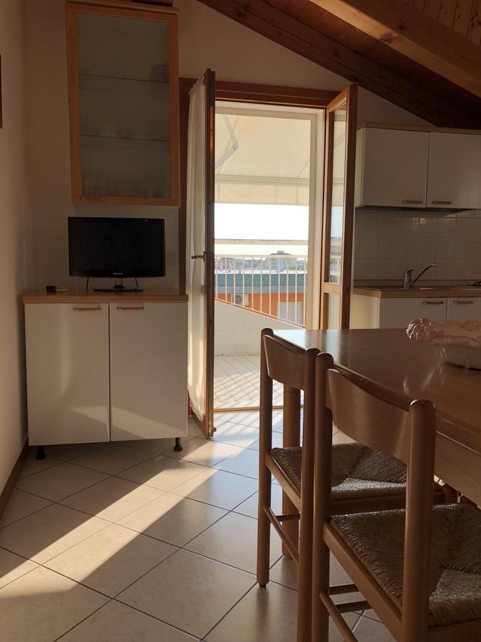 Residence Moresco Lido di Jesolo Bagian luar foto